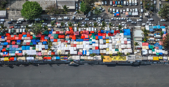 Vue aérienne du Marché forain de Saint-Paul