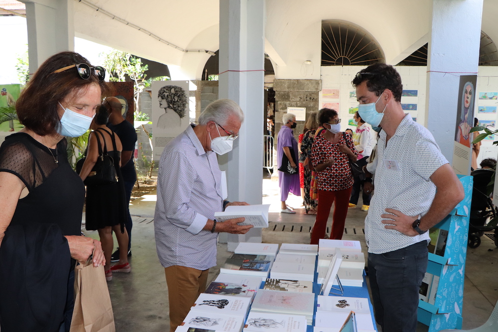 Démarrage du Salon des auteurs et éditeurs péi