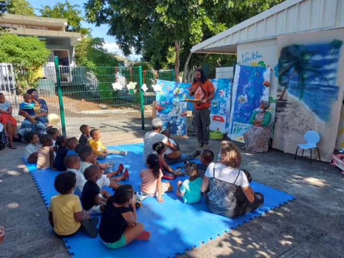 Un conte écrit par les enfants de la classe Passerelle de Grande Fontaine