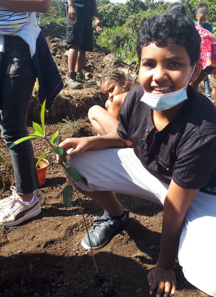 Plantation de l'école Marcel-LAURET