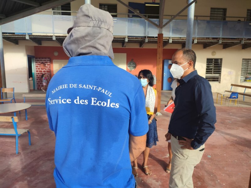Le Maire, Emmanuel SÉRAPHIN, en visite à l’école Évenor-LUCAS