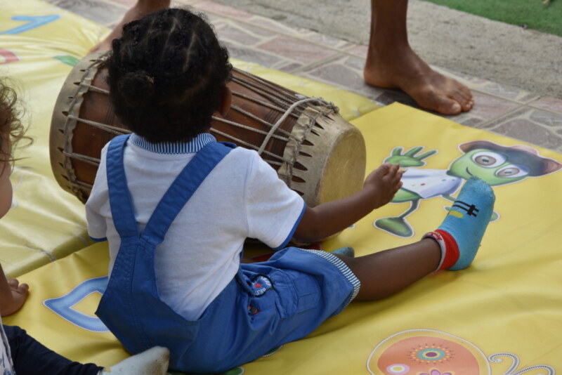 Somèn Kréol : l'artiste ZANGOUN à la Maison d'assistantes maternelles