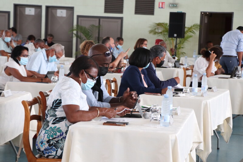 Le Conseil au gymnase du Guillaume