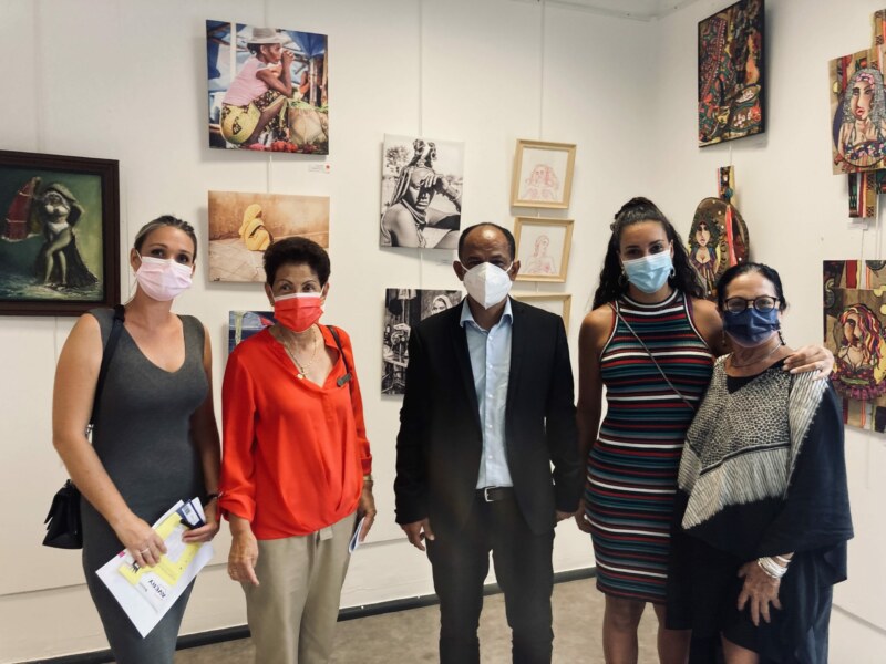 Une exposition-vente caritative à la Maison SERVEAUX pour la Journée internationale pour l'élimination de la violence à l'égard des femmes