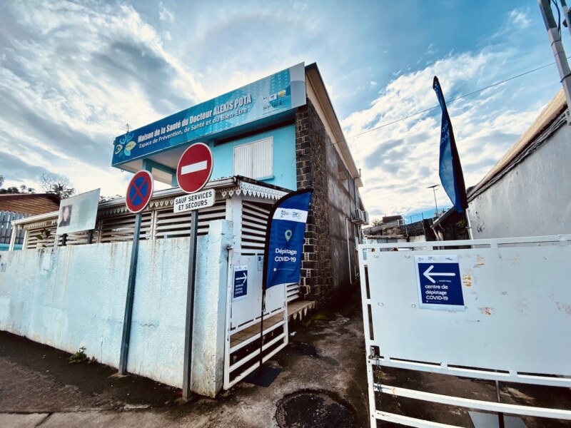 Ouverture du centre de dépistage Covid-19 à la Saline