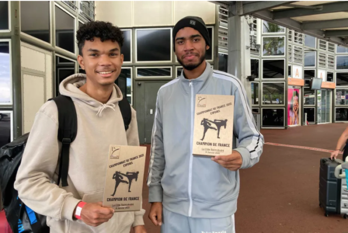 Quentin REFESSE et Florent ARMOUGOM, tous les deux pensionnaires du Club Omnisports de Saint-Gilles, deviennent champions de France de savate boxe française (Photo Réunion Première ©RI)