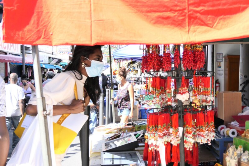 Braderie Fêtes de Juillet, masque 1