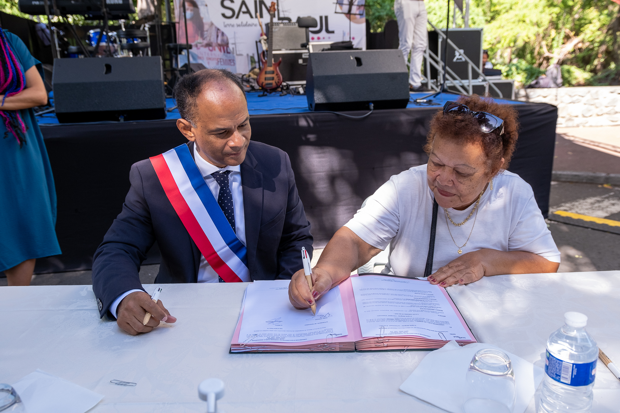 Un bel après-midi dansant avec nos séniors à la Grotte