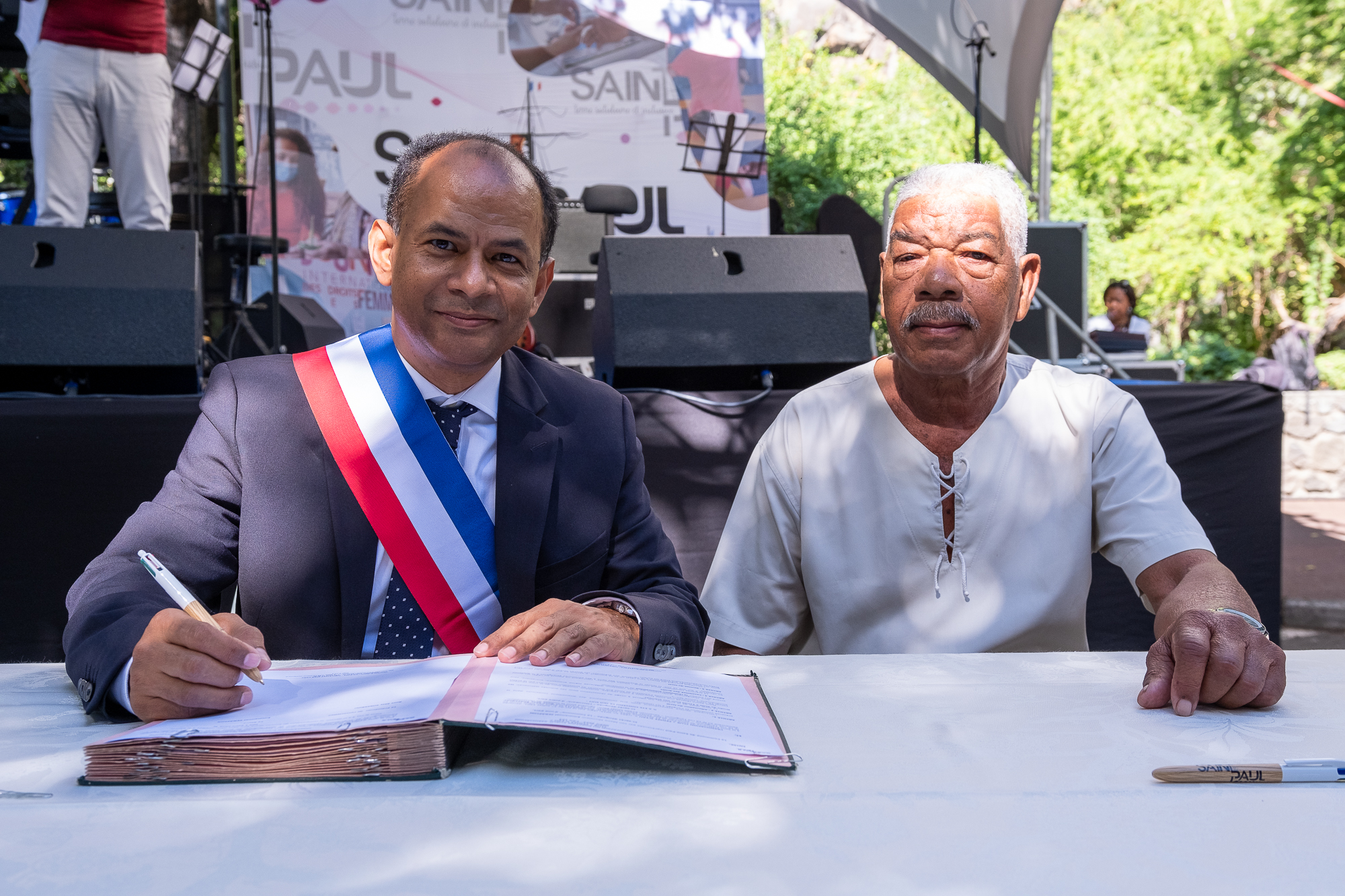 Un bel après-midi dansant avec nos séniors à la Grotte