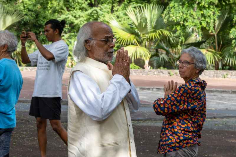 La Grotte du Peuplement passe en mode yoga