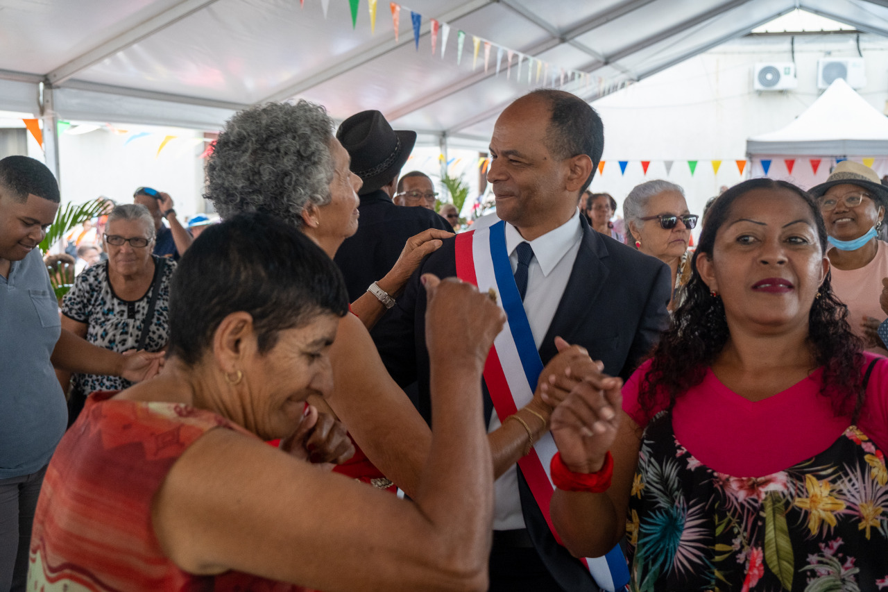 Le bal des séniors retrouve le succès