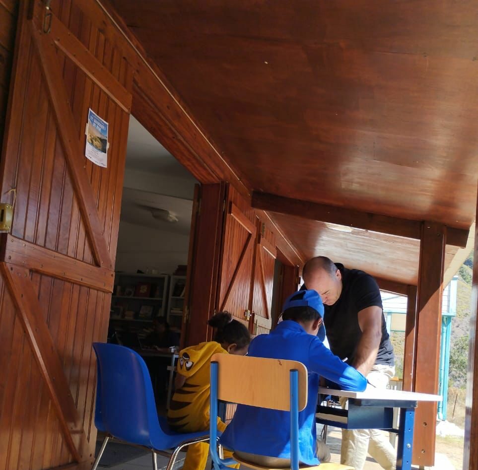 Saint-Paul développe l'accès au droit pour les Mafatais aux Orangers