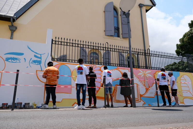 fresque maison serveaux