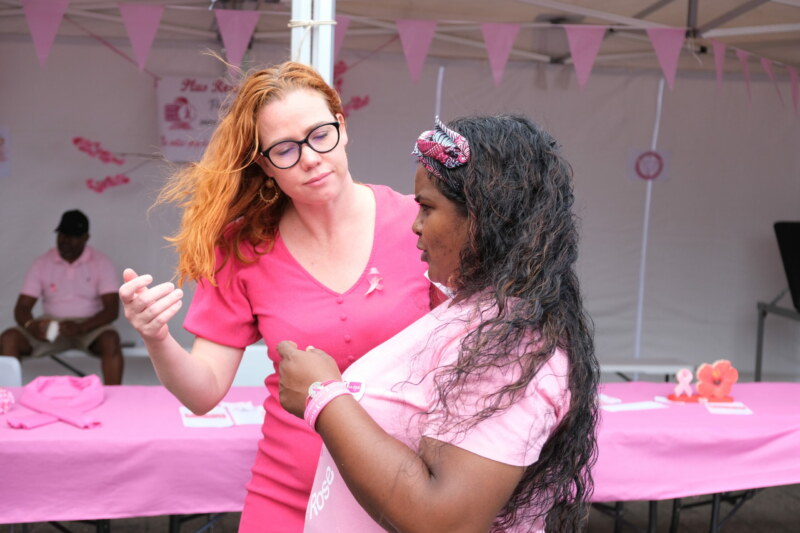 Saint-Paul, labellisée Ville Santé par l'OMS, s'engage dans la lutte contre le cancer du sein à l'occasion du mois d'octobre rose. Dans le cadre des actions de la Karavan Santé dans les quartiers, la Ville organise l'opération 