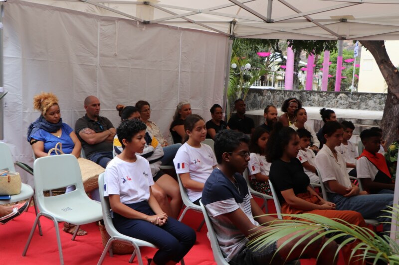 Jeunesse : Six enfants, âgés de 8 à 12 ans, élus au sein du Conseil Communal des Enfants et des Jeunes de Saint-Paul et six adolescents, de 13 à 17 ans, participeront au 13ème Congrès national de l’Association nationale des conseils d’enfants et des jeunes (ANACEJ, organisé du 25 au 28 octobre à Arras, en France hexagonale.