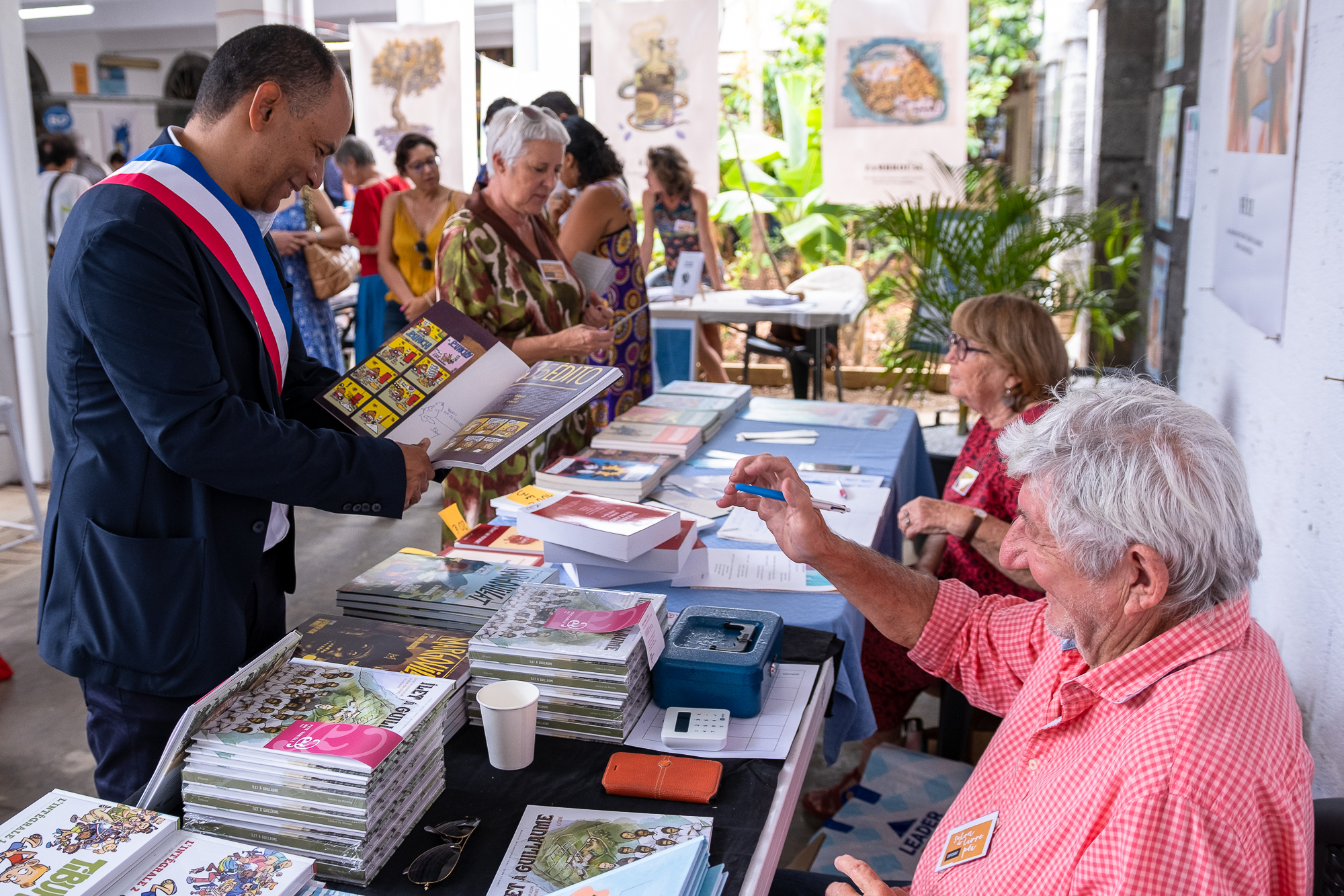 Le Salon du livre péi démarre pour 3 jours à Saint-Paul