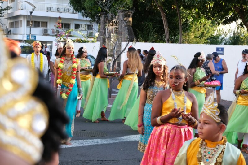 Cette édition 2022 du Dipavali prend une ampleur particulière avec le retour du défilé organisé ce samedi 12 novembre 2022. Le Dipavali retrouve sa place naturelle : celle d’une fête de la lumière qui illumine notre Ville.