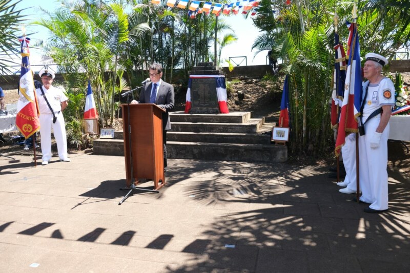 Une cérémonie capitale dans la transmission du devoir de mémoire. Voici l’un des enjeux de la commémoration de l’Armistice du 11 novembre 1918 célébrée au Monument aux morts du Square Célimène de La Saline ce 11 novembre 2022.