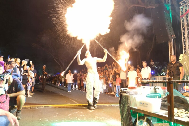 Cette édition 2022 du Dipavali prend une ampleur particulière avec le retour du défilé organisé ce samedi 12 novembre 2022. Le Dipavali retrouve sa place naturelle : celle d’une fête de la lumière qui illumine notre Ville.