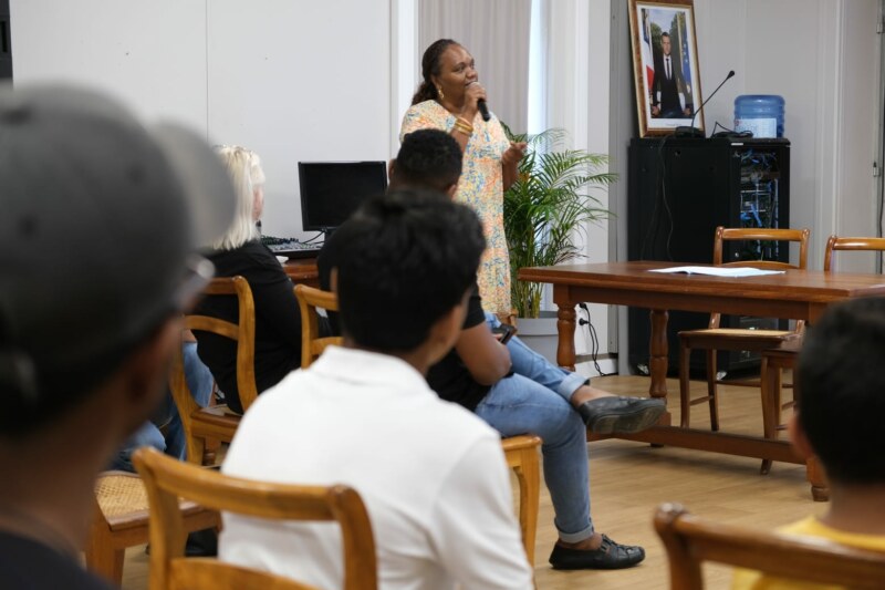 Un Journal télévisé baptisé : « Ensemble, luttons contre la pollution marine ». Voici le projet du Conseil Communal des Enfants et des Jeunes (CCEJ) récompensé par un grand prix national des jeunes citoyens.