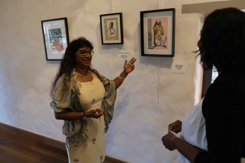 Dans le cadre des festives du Dipavali, Saint-Paul, Ville d’Art et d’Histoire, vous invite à découvrir gratuitement l’exposition de l’artiste, Dristhi HERVÉ, proposée à la Longère Sudel-FUMA jusqu’au 10 décembre.