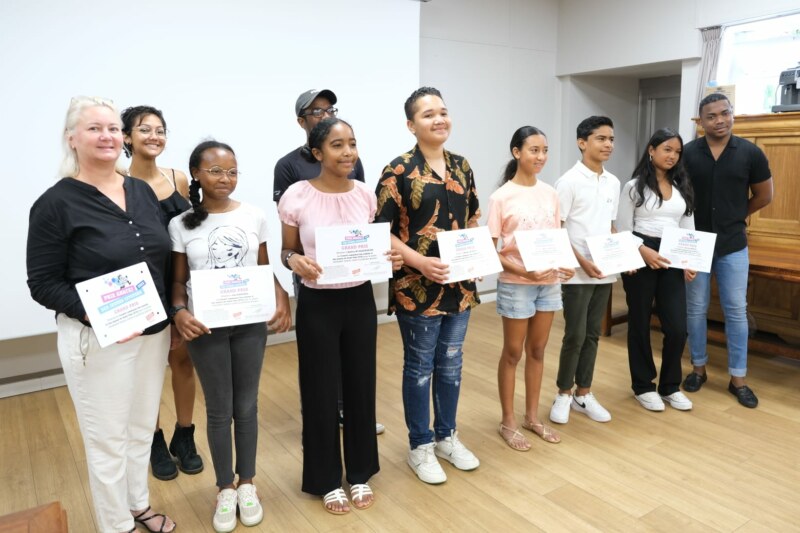 Un Journal télévisé baptisé : « Ensemble, luttons contre la pollution marine ». Voici le projet du Conseil Communal des Enfants et des Jeunes (CCEJ) récompensé par un grand prix national des jeunes citoyens.