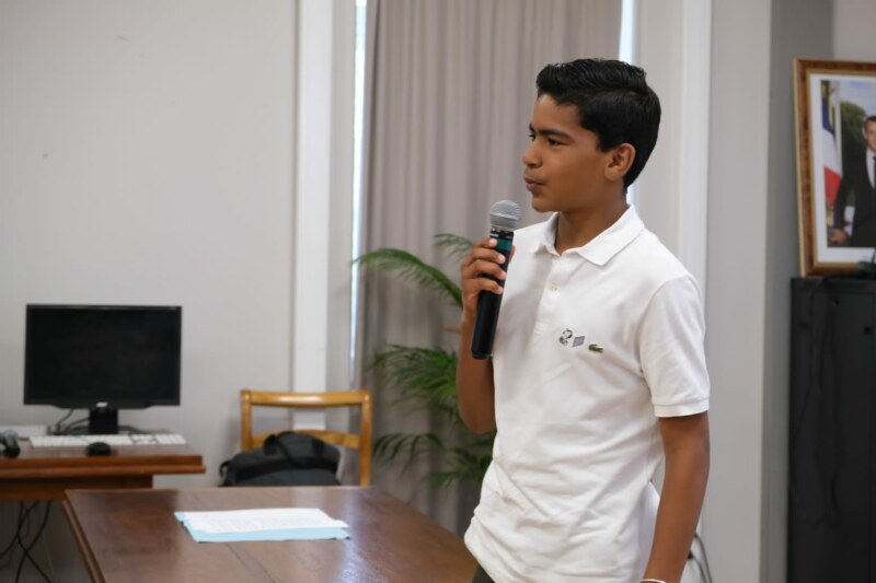 Un Journal télévisé baptisé : « Ensemble, luttons contre la pollution marine ». Voici le projet du Conseil Communal des Enfants et des Jeunes (CCEJ) récompensé par un grand prix national des jeunes citoyens.