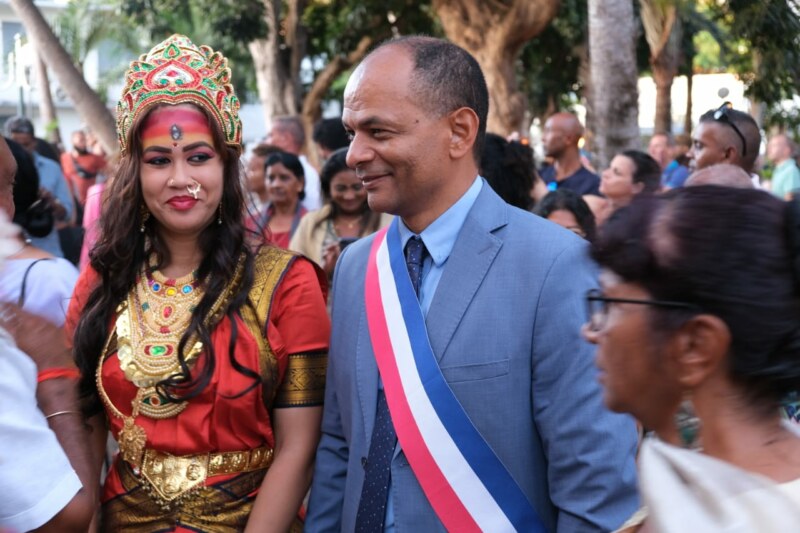 Cette édition 2022 du Dipavali prend une ampleur particulière avec le retour du défilé organisé ce samedi 12 novembre 2022. Le Dipavali retrouve sa place naturelle : celle d’une fête de la lumière qui illumine notre Ville.