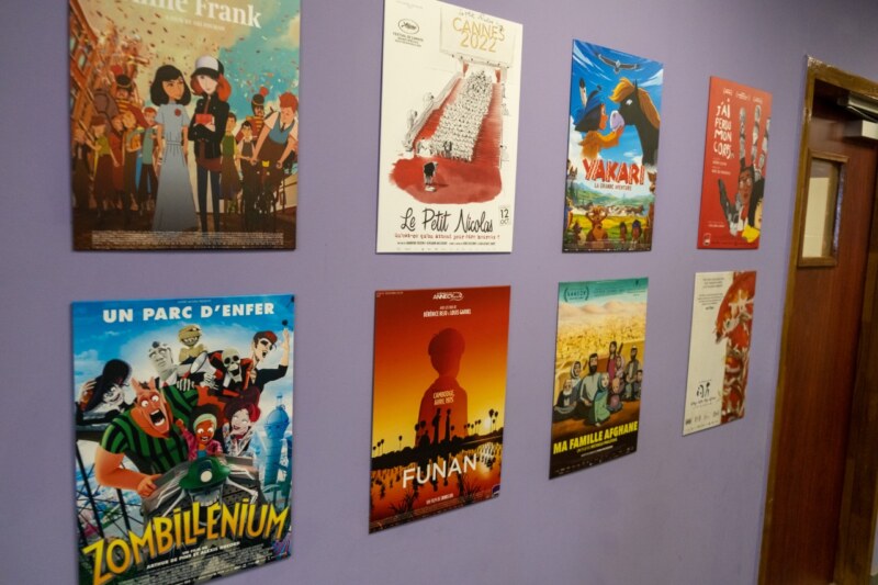 Le Maire de Saint-Paul, Emmanuel SÉRAPHIN, accueille le Député européen, le Bulgare, Andrey NOVAKOV, accompagné du Député européen, le Réunionnais, Younous OMARJEE, et du Député de la 7ème circonscription, Perceval GAILLARD, également Conseiller municipal de Saint-Paul, ce mardi 10 janvier 2023. Tous visitent la société de production et le studio d'animation français, GAO SHAN PICTURES.