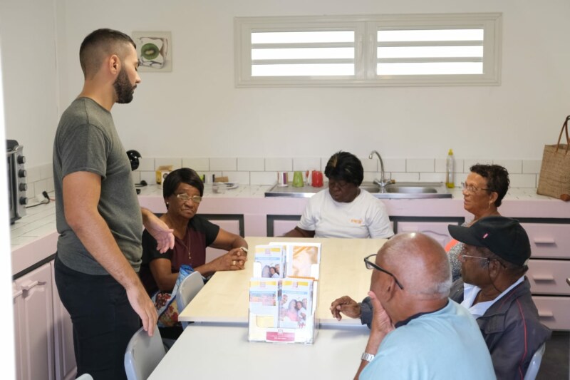 La Maison de Santé du Docteur POTA située à La Saline accueille un événement inédit le jeudi 19 janvier 2023, de 8 heures à 12 heures. Le public vient participer gratuitement à des actions de sensibilisation, de prévention et de dépistage des maladies chroniques (obésité, diabète, hypertension ou encore insuffisance rénale chronique…).