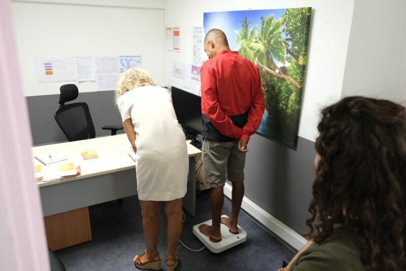 La Maison de Santé du Docteur POTA située à La Saline accueille un événement inédit le jeudi 19 janvier 2023, de 8 heures à 12 heures. Le public vient participer gratuitement à des actions de sensibilisation, de prévention et de dépistage des maladies chroniques (obésité, diabète, hypertension ou encore insuffisance rénale chronique…).