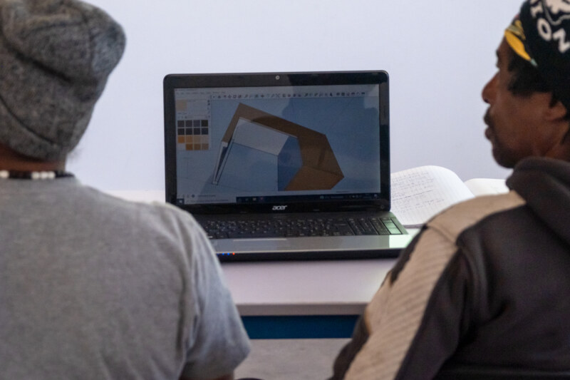 Visite des Ateliers Chantiers d'Insertion : Visite de l'ACI asociation 3i ancienne école de Ravine Daniel La Saline