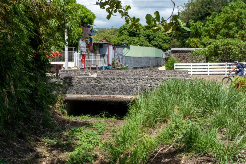 En 2023, le Programme de Renouvellement Urbain (PRU) de Saint-Gilles-les-Bains entre en phase opérationnelle avec le déploiement des premières opérations d’aménagement urbain et paysager, engagées pour un montant de plus de 11 millions d’euros.
