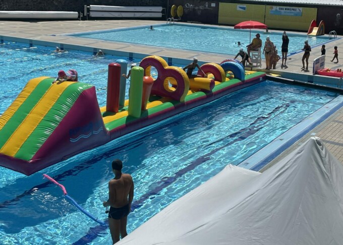 Des animations et une structure gonflable seront proposées à la piscine Josselyn-FLAHAUT de Plateau Caillou