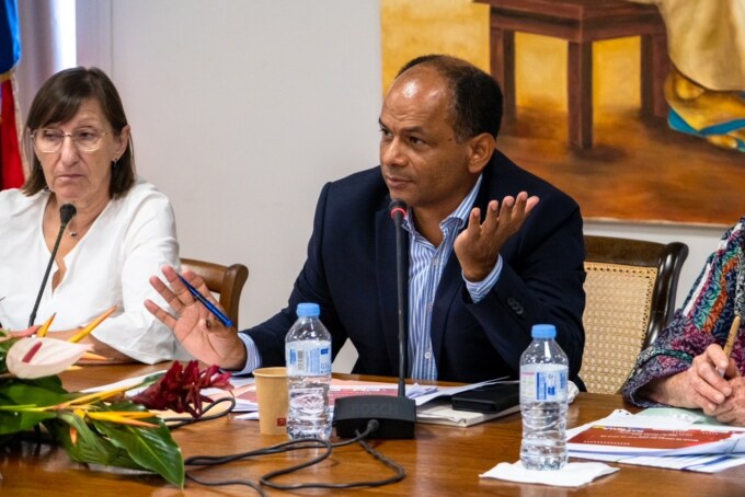 Les partenaires signataires du Contrat de Ville de Saint-Paul participent à une revue de projets de ce dispositif stratégique organisée ce mardi 7 février 2023 dans la salle du Conseil Municipal.