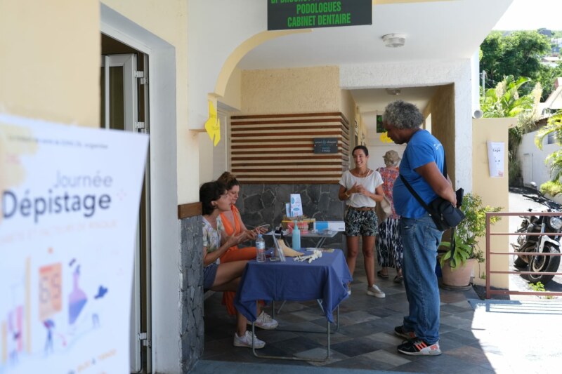 Dépistage de diabète et des facteurs de risque, consultations personnalisées, conseils pratiques adaptés… Saint-Paul propose une journée dédiée à la Santé ce jeudi 23 mars 2023, de 8h30 à 16 heures, à la Maison de santé pluriprofessionnelle « Soins Zil » située Place des Roches Noires.