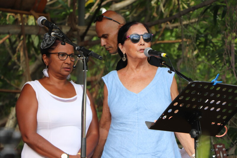 La restitution des ateliers Culture et Hôpital intitulés « Kabar avec Zanmari BARÉ » se déroule ce jeudi 23 mars 2023 à KAZKABAR, lieu emblématique de la culture créole situé dans le quartier saint-paulois de Bois Rouge.