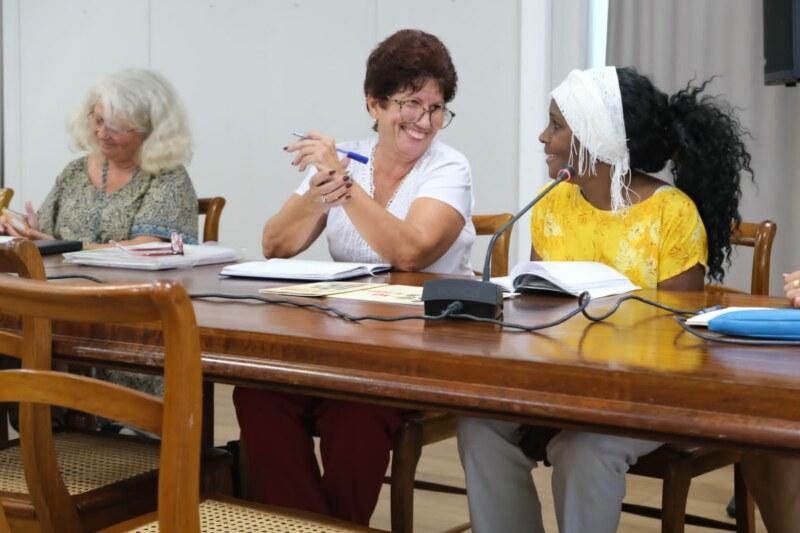 Deux formatrices originaires de Cuba se trouvent actuellement à Saint-Paul. Ces deux expertes participent à la première phase de la mise en œuvre de l’expérimentation de la méthode d’alphabétisation « Yo si puedo » sur le territoire.