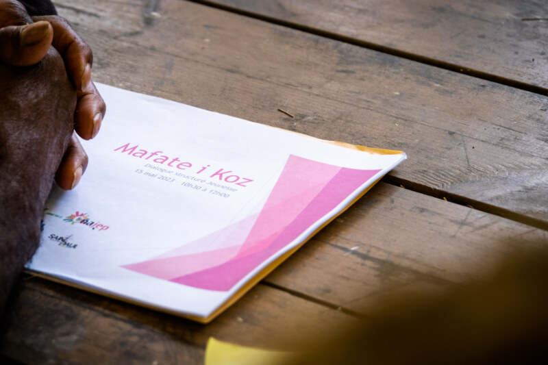 L’opération Mafate i koz se tient dans le cirque du dimanche 14 au mardi 16 mai 2023. Cet événement, proposé par la Ville de Saint-Paul, se déroule grâce à l’accompagnement actif du Comité Régional des Associations de Jeunesse et d'Éducation Populaire (CRAJEP) de La Réunion et de leurs partenaires. Direction l'école de l’îlet de Marla et ses abords ce lundi 15 mai pour 43 jeunes Mafatais.