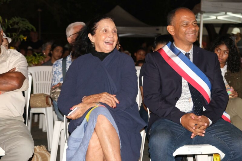 Ce mardi 16 mai 2023, la Ville de Saint-Paul s'est illuminée lors de la célébration de la Journée internationale du vivre-ensemble en Paix, une date marquée dans le calendrier depuis son instauration par l'ONU en 2017.