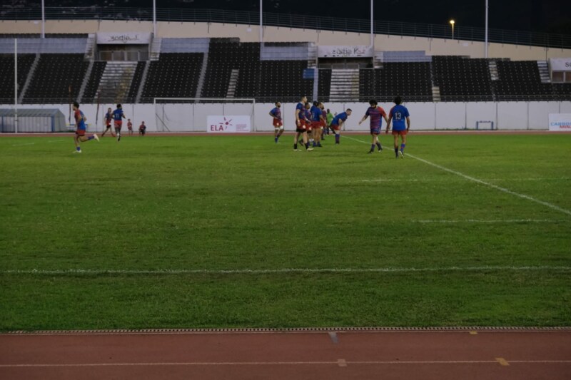 Allez Saint-Paul ! Vivez avec nous la finale masculine du championnat de La Réunion de rugby. Le Rugby Club Saint Paul Reunion affronte sur ses terres, au stade Paul Julius-BENARD, le club de l’Étang-Salé ce dimanche 21 mai 2023. Objectif : la victoire !
