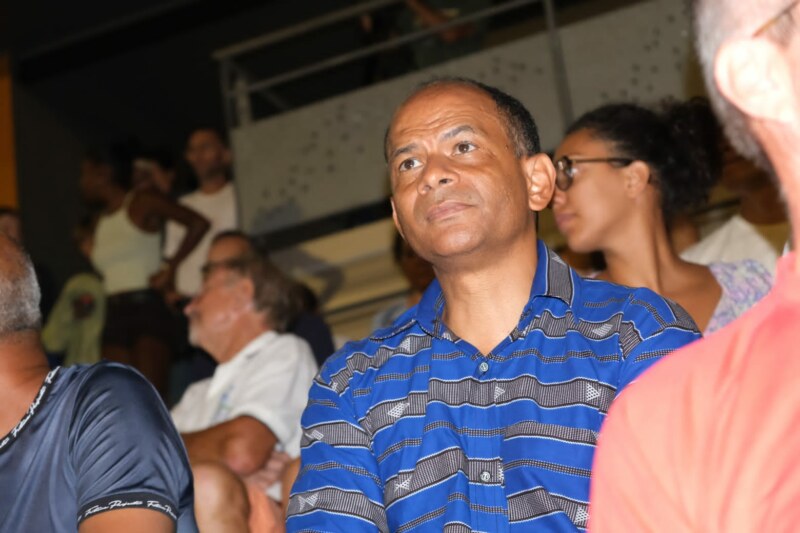 Allez Saint-Paul ! Vivez avec nous la finale masculine du championnat de La Réunion de rugby. Le Rugby Club Saint Paul Reunion affronte sur ses terres, au stade Paul Julius-BENARD, le club de l’Étang-Salé ce dimanche 21 mai 2023. Objectif : la victoire !