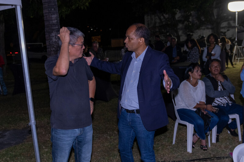 Le Maire de Saint-Paul, Emmanuel SÉRAPHIN, lance officiellement les Fêtes de Juillet depuis la Maison Gran Kour ce mardi 4 juillet 2023 en présence des acteurs économiques. Cet événement historique fera une nouvelle fois rayonner notre commune, du 6 au 16 juillet, tant avec la braderie au centre-ville qu'au parc Expobat avec la fête foraine et les concerts.