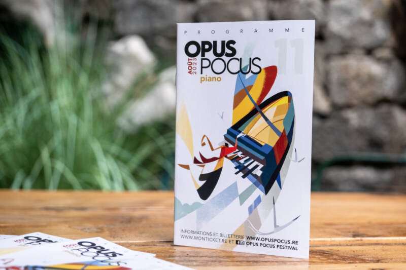 Saint-Paul, terre de festivals, accueille avec fierté la nouvelle édition d’Opus Pocus, entièrement dédiée au piano. Ce festival d’envergure rayonnera dans les Bassins de vie grâce aux concerts et aux moments d’échanges programmés sur le territoire, du 28 juillet au 26 août 2023.