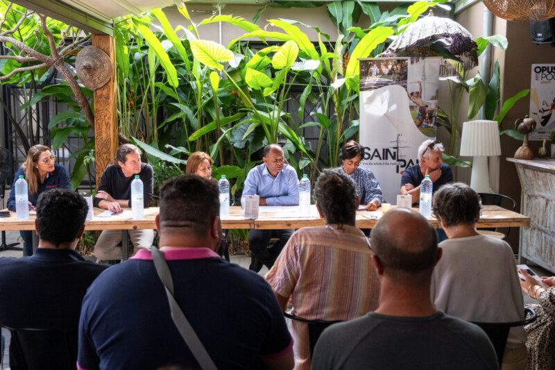 Saint-Paul, terre de festivals, accueille avec fierté la nouvelle édition d’Opus Pocus, entièrement dédiée au piano. Ce festival d’envergure rayonnera dans les Bassins de vie grâce aux concerts et aux moments d’échanges programmés sur le territoire, du 28 juillet au 26 août 2023.