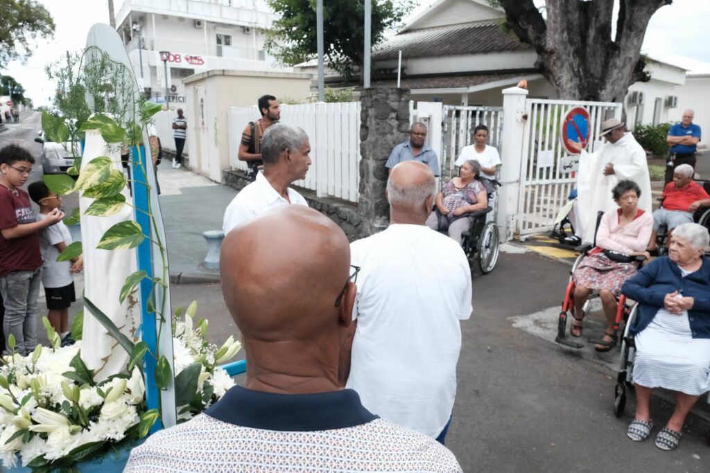 Vivez avec nous la fête des pêcheurs ! Cet événement populaire se déroule sur la place du Débarcadère, près de la baie du meilleur ancrage ce mardi 15 août 2023.