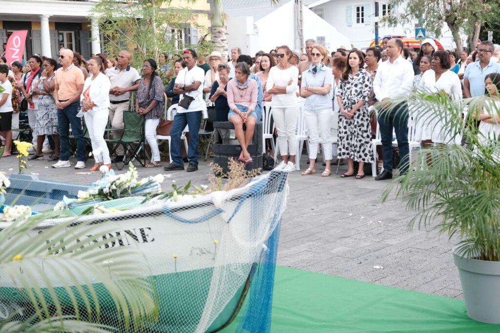 Vivez avec nous la fête des pêcheurs ! Cet événement populaire se déroule sur la place du Débarcadère, près de la baie du meilleur ancrage ce mardi 15 août 2023.