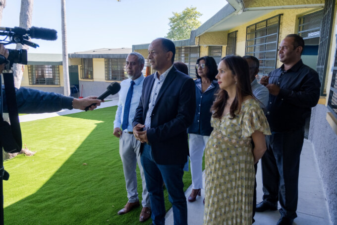 Présentation de la rentrée scolaire d'août 2023 à l'école Adèle-FERRAND de Plateau Caillou