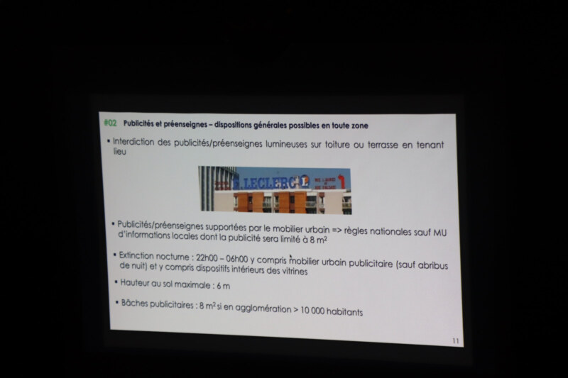 Le travail sur le futur Règlement Local de Publicité de Saint-Paul continue activement. L’élaboration de ce document de planification entre dans une nouvelle phase avec l’organisation de trois réunions publiques au Centre des arts et de la culture, CIMENDEF, ce mardi 5 septembre 2023.