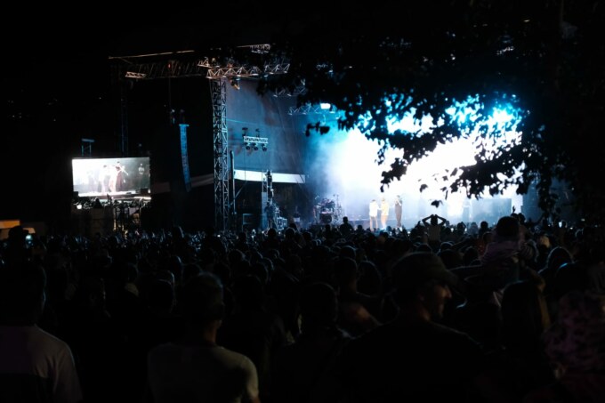 Près de 23 000 spectateurs réunis à 6 magnifiques soirées de concerts proposées à la Clairière de la Saline-les-Bains mais aussi au Téat plein air et à Léspas. Succès total pour la deuxième édition des Francofolies de Saint-Paul !